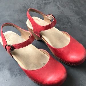 dansko sam red